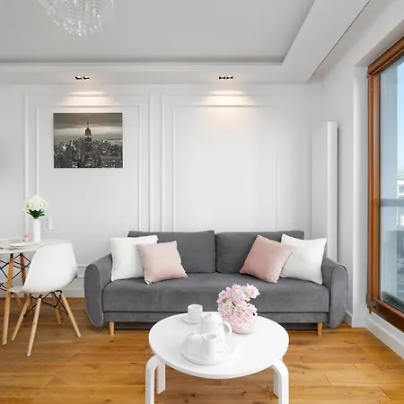 Urban Chic - Large & Stylish, Metro Nearby Grzybowska 85-220 아파트